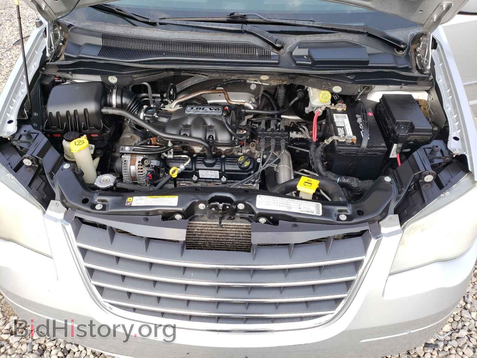 2009 CHRYSLER MINIVAN - VIN: 2A8HR54109R683807 - Фото 7