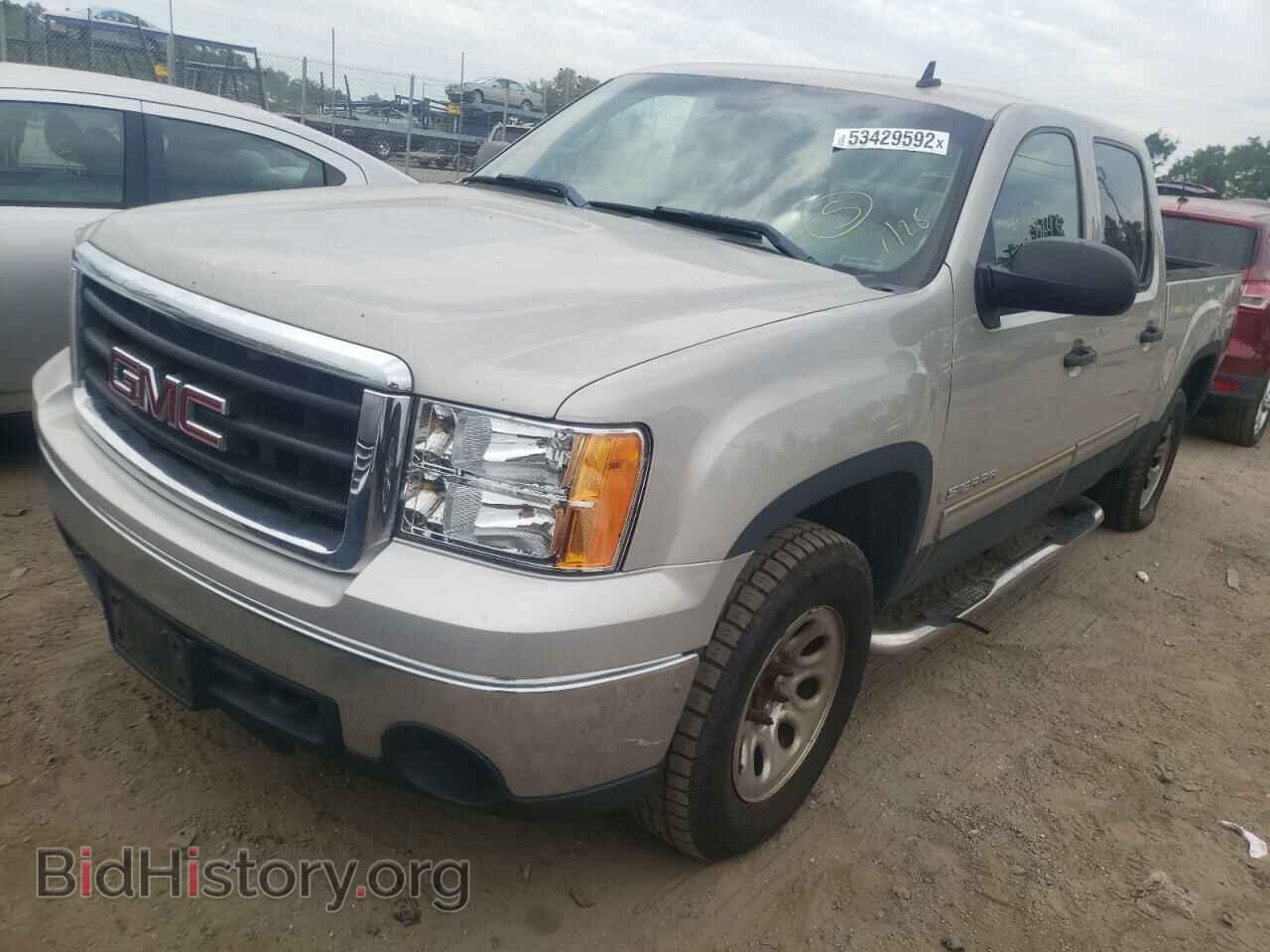 2007 GMC SIERRA - VIN: 3GTEC13C97G556175 - Фото 2