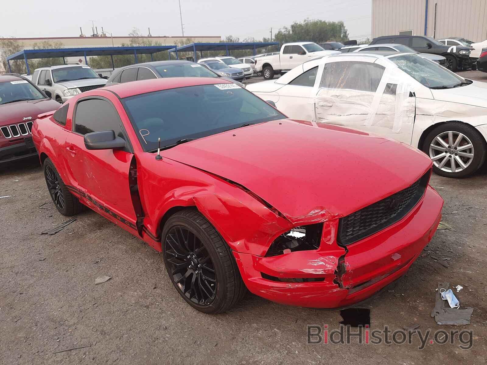 Photo 1ZVFT80N375274220 - FORD MUSTANG 2007