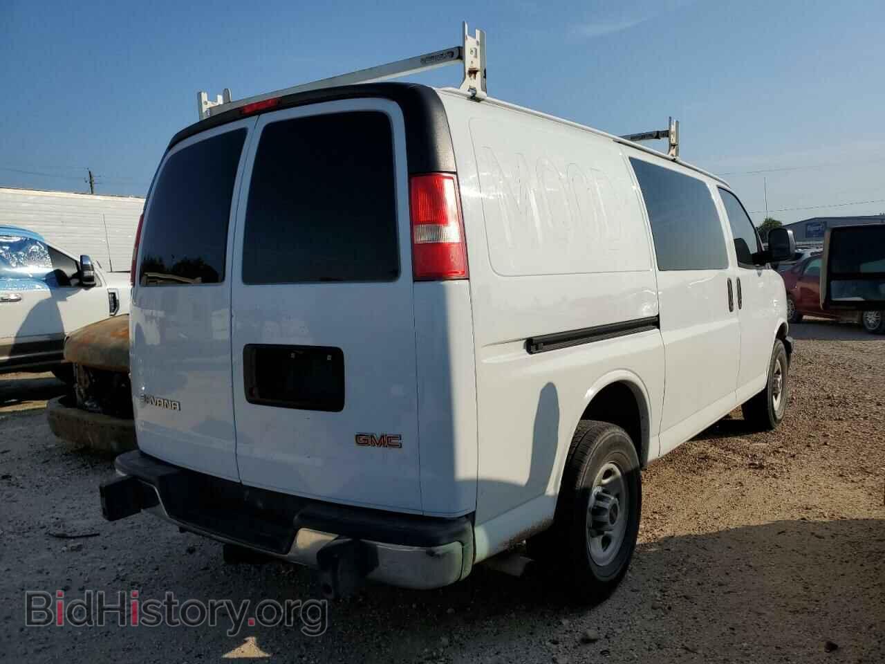 2017 GMC SAVANA - VIN: 1GTW7AFF6H1911138 - Фото 3