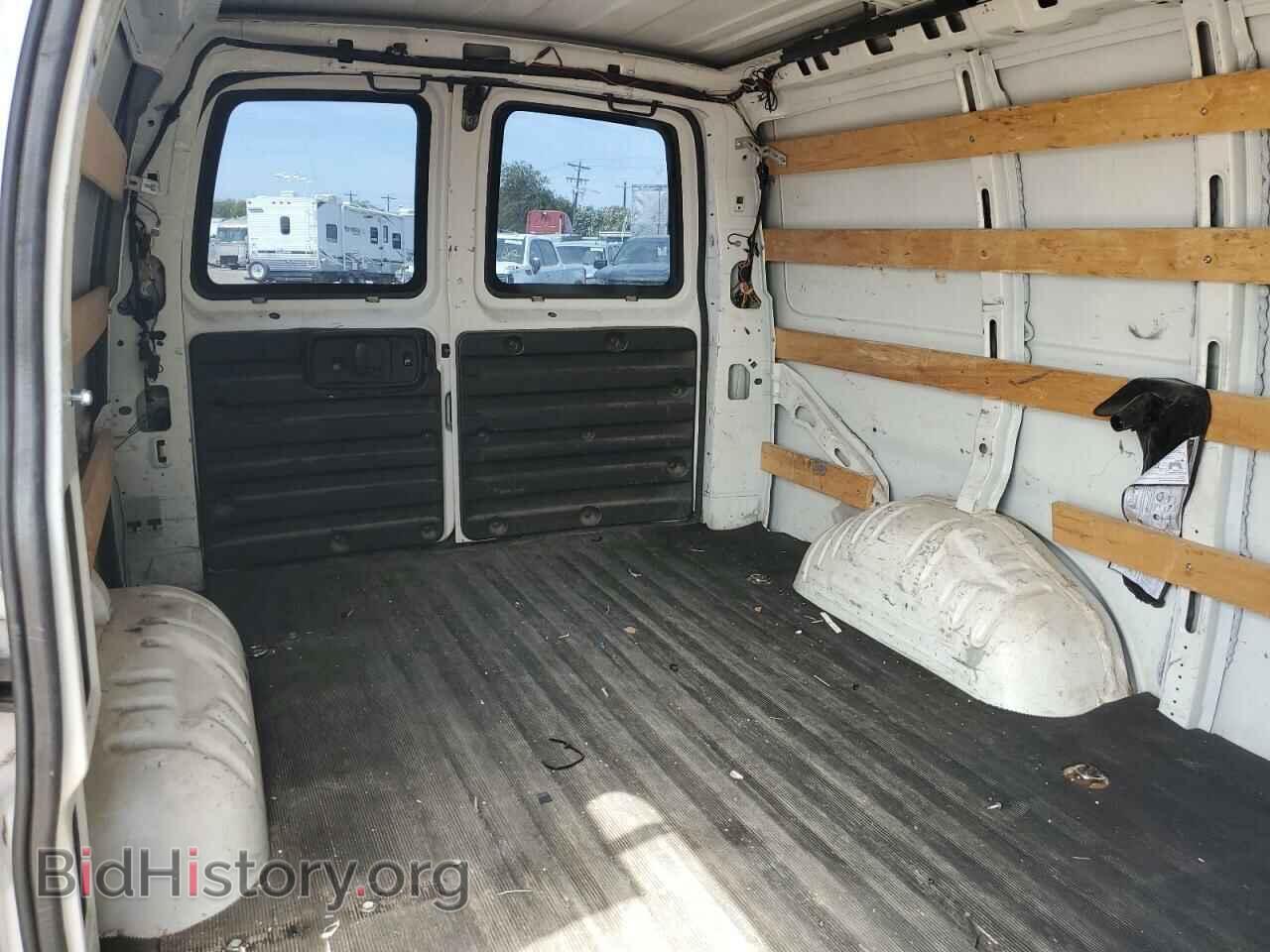 2017 GMC SAVANA - VIN: 1GTW7AFF6H1911138 - Фото 10