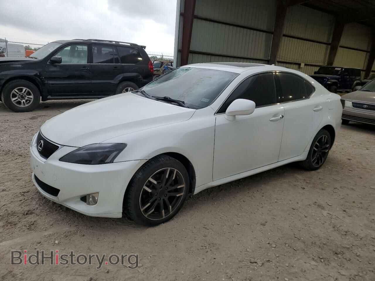 Photo JTHCK262X72009829 - LEXUS IS 2007