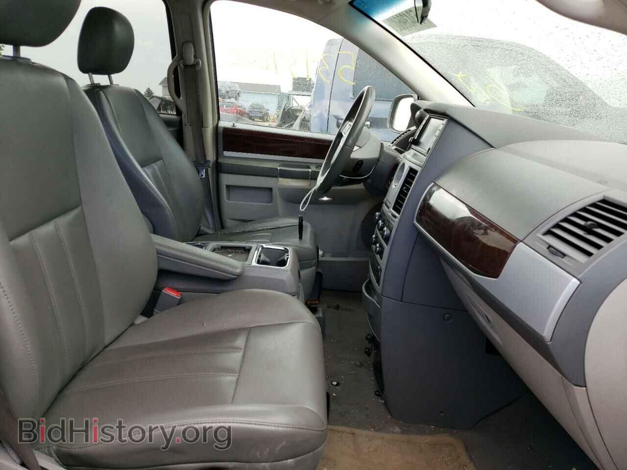 2010 CHRYSLER MINIVAN - VIN: 2A4RR5D18AR178401 - Фото 5