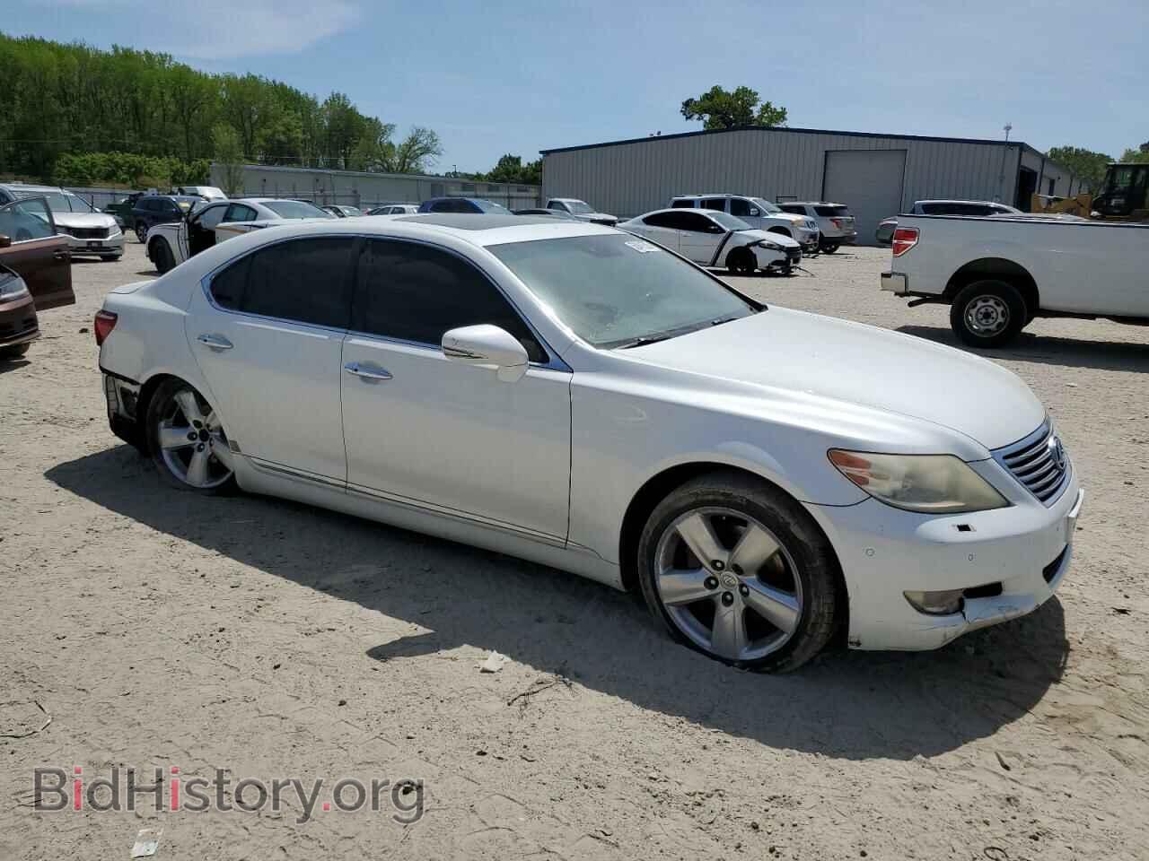 2010 LEXUS LS460 - VIN: JTHBL5EF6A5099663 - Photo 4