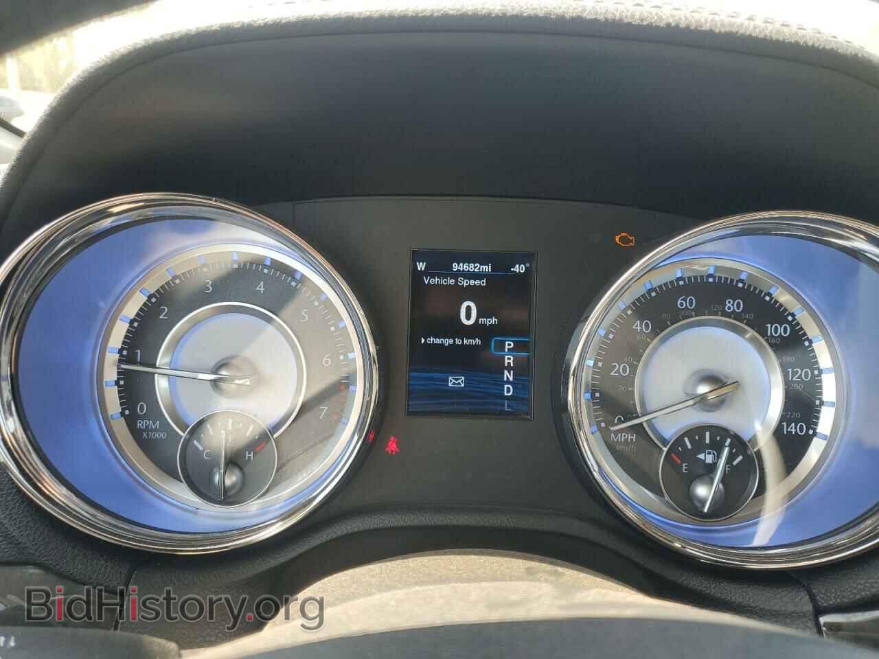 2014 CHRYSLER 300 - VIN: 2C3CCAAG2EH276483 - Фото 9