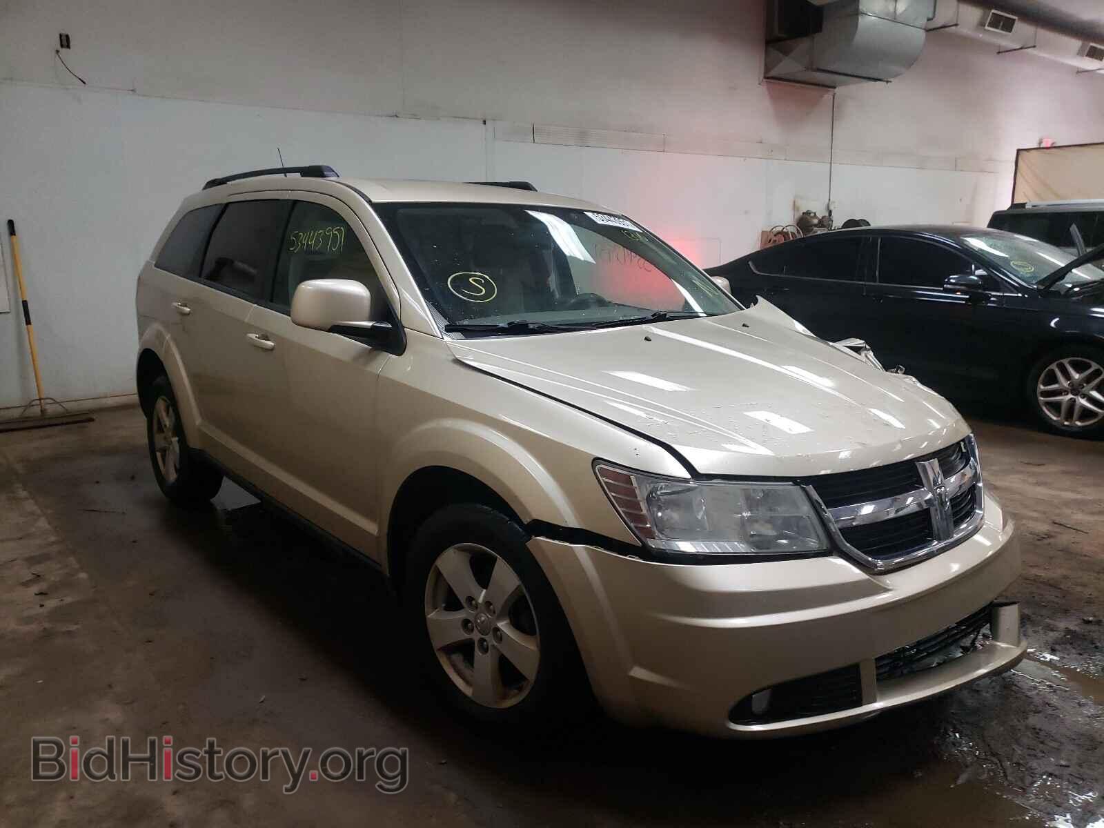 Фотография 3D4PG5FV2AT133151 - DODGE JOURNEY 2010