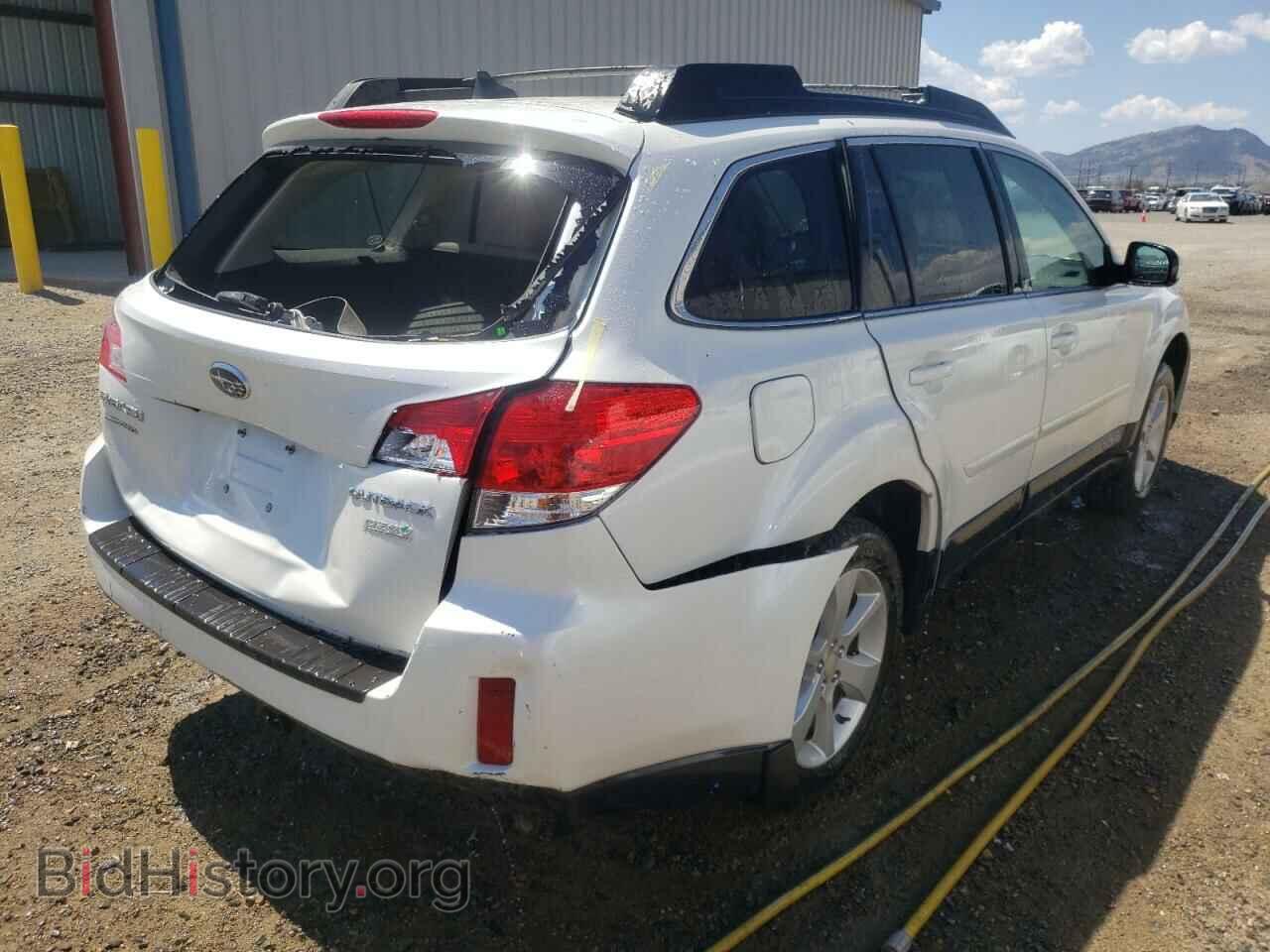 2014 SUBARU OUTBACK - VIN: 4S4BRBDC8E3269041 - Photo 4