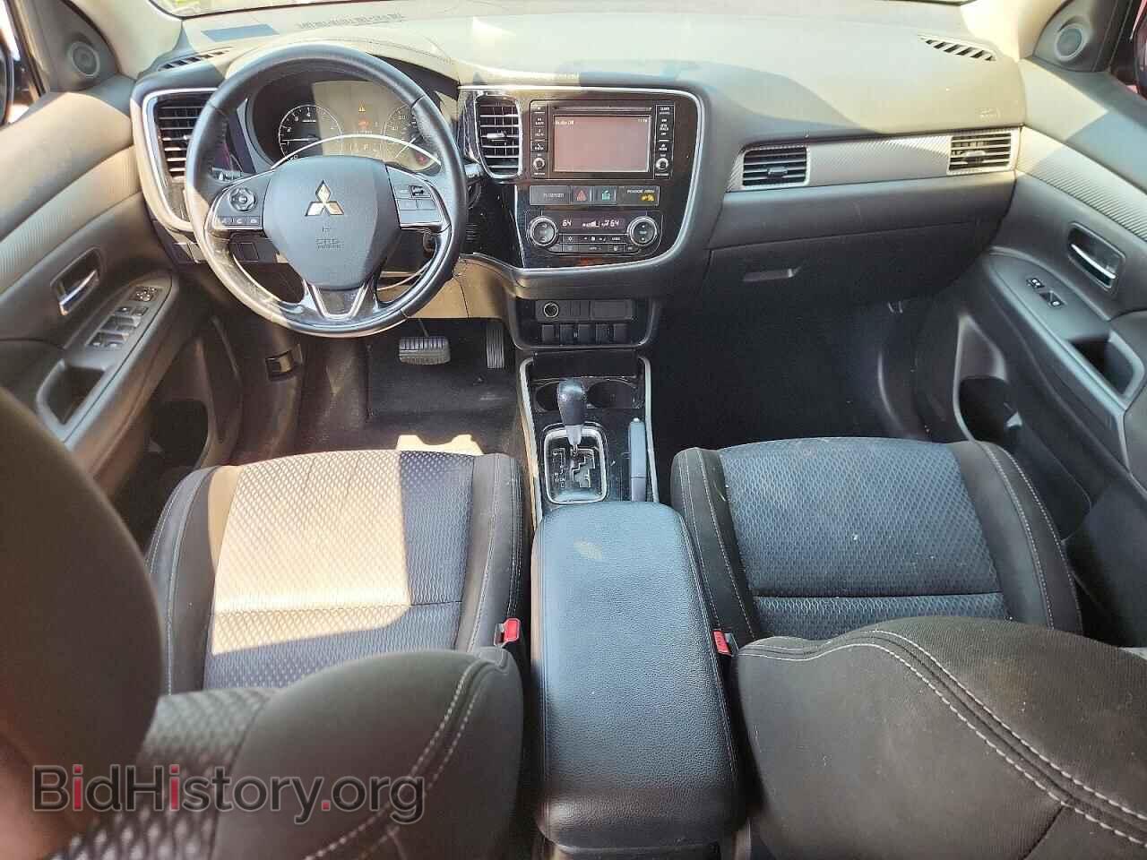 2017 MITSUBISHI OUTLANDER - VIN: JA4AD2A35HZ068227 - Фото 8