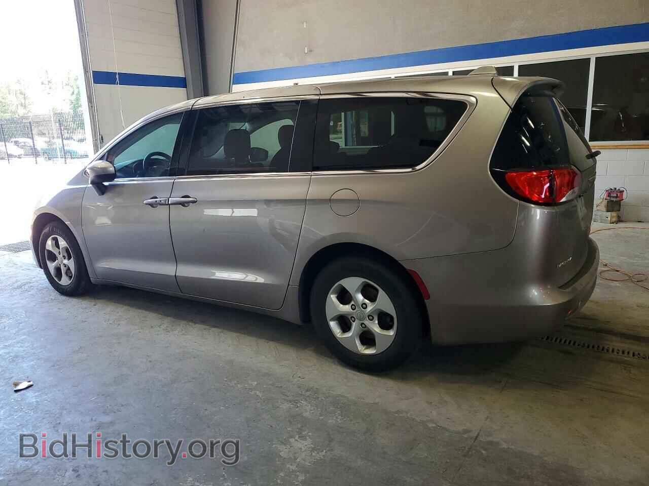 2017 CHRYSLER PACIFICA - VIN: 2C4RC1CG4HR635771 - Photo 2