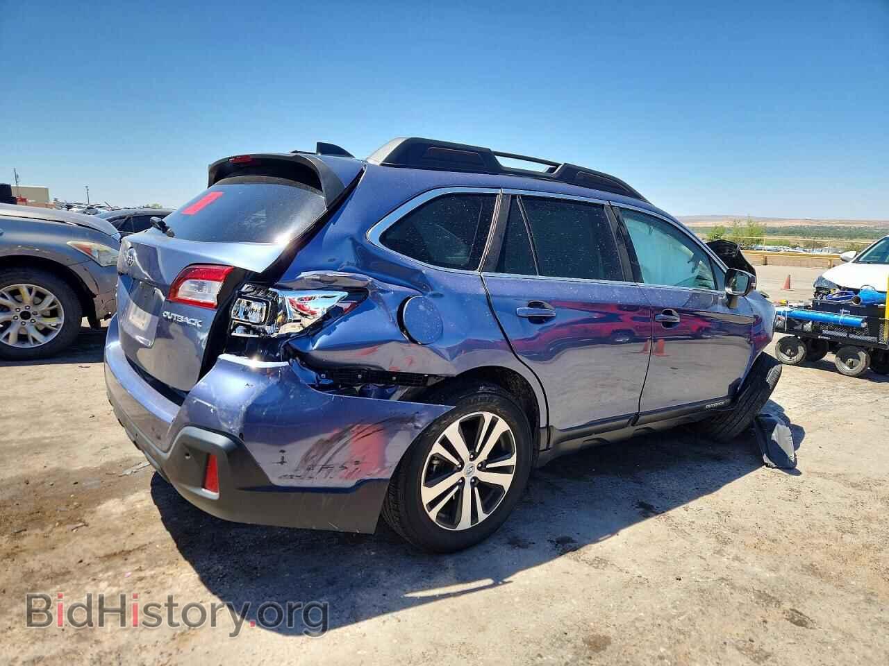 2018 SUBARU OUTBACK - VIN: 4S4BSANC2J3357901 - Фото 3
