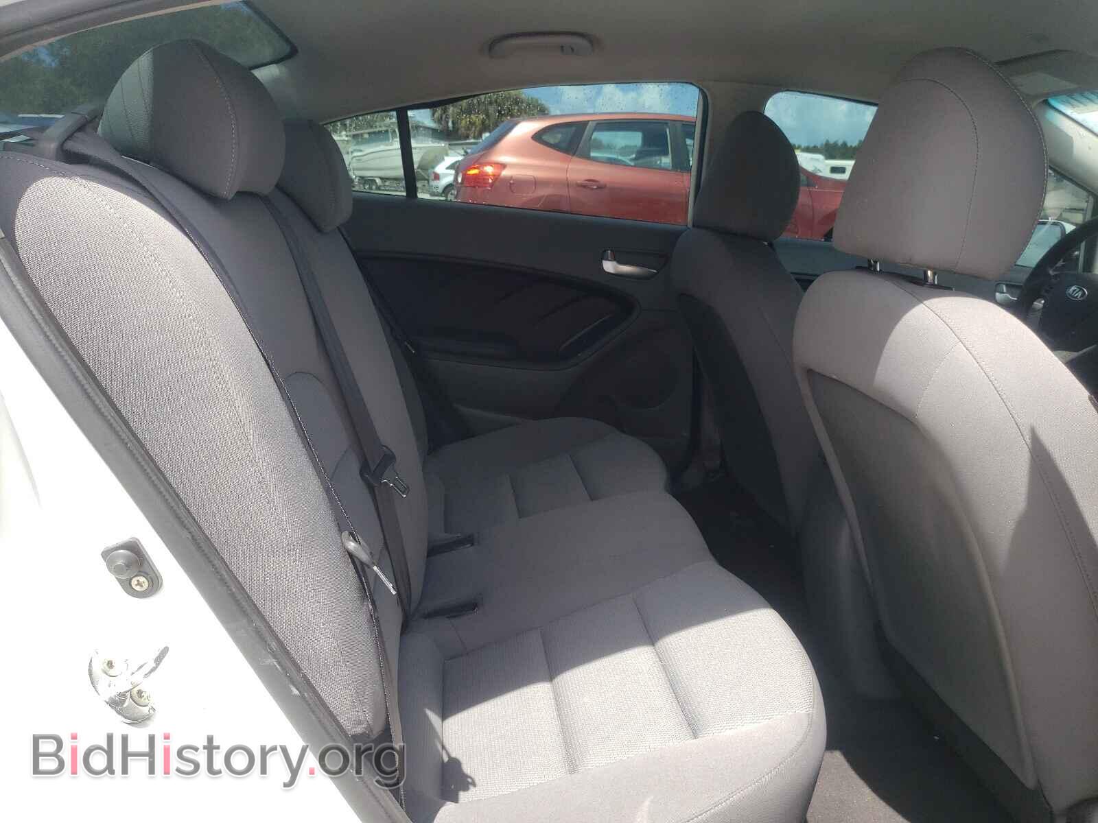 2017 KIA FORTE - VIN: 3KPFK4A76HE060827 - Photo 6