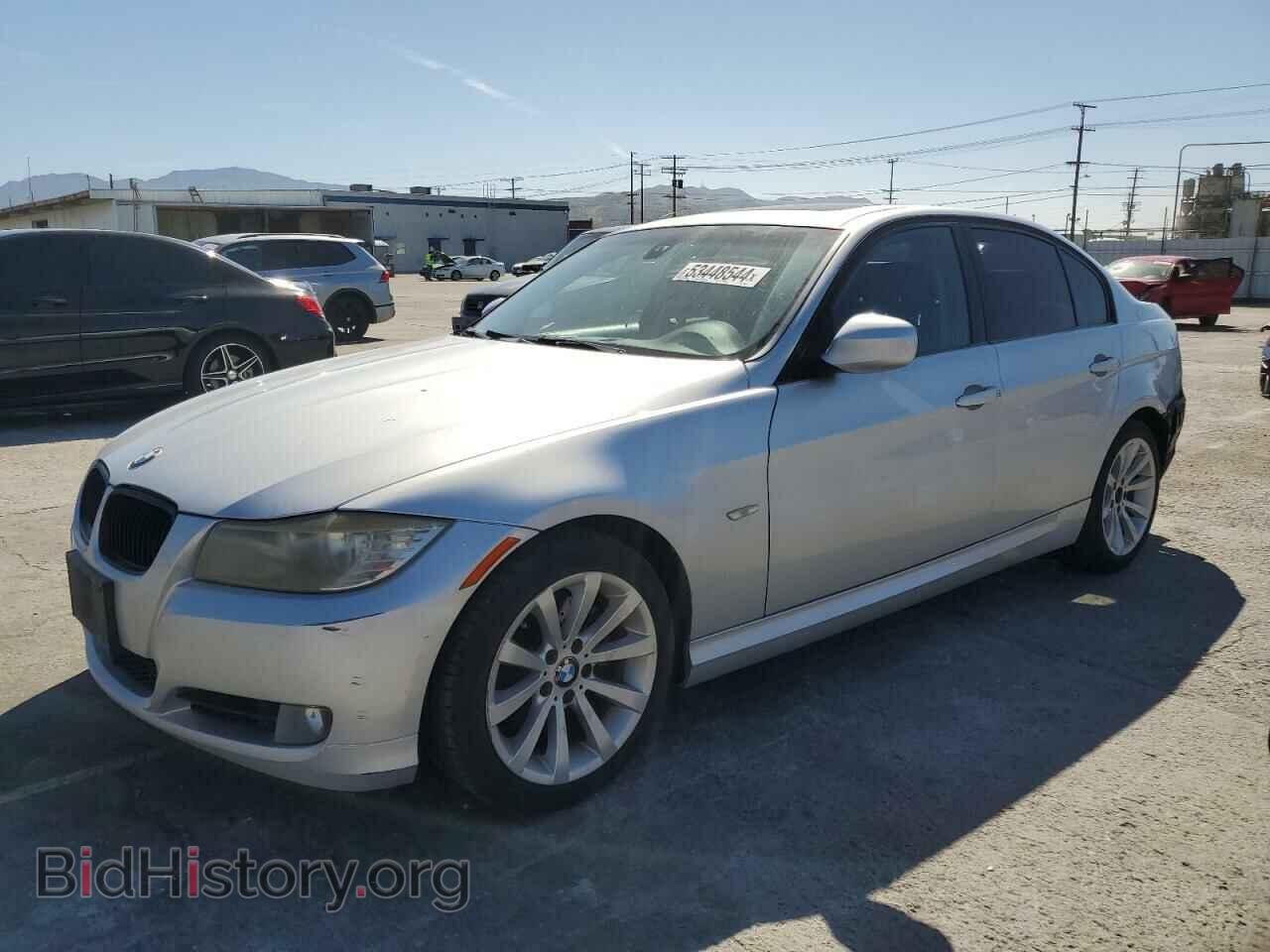 Photo WBAPH5C55BA443427 - BMW 3 SERIES 2011