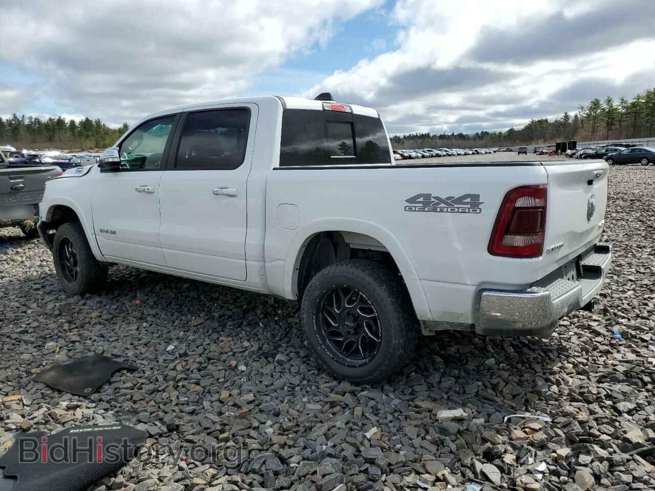 2020 RAM 1500 - VIN: 1C6SRFJT2LN282103 - Фото 2