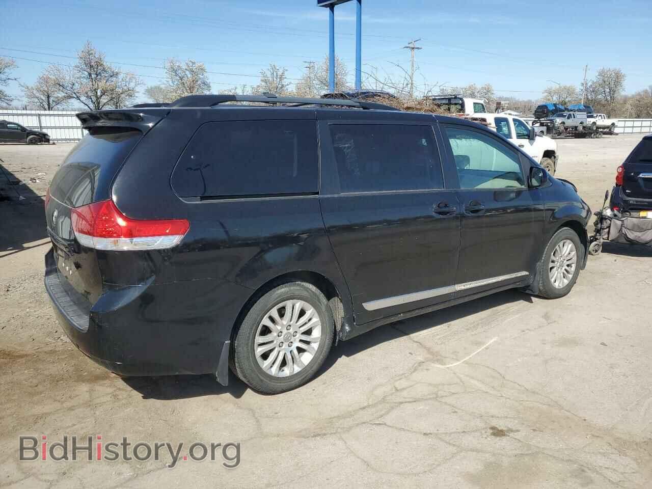 2011 TOYOTA All Models - VIN: 5TDYK3DC4BS143472 - Фото 3