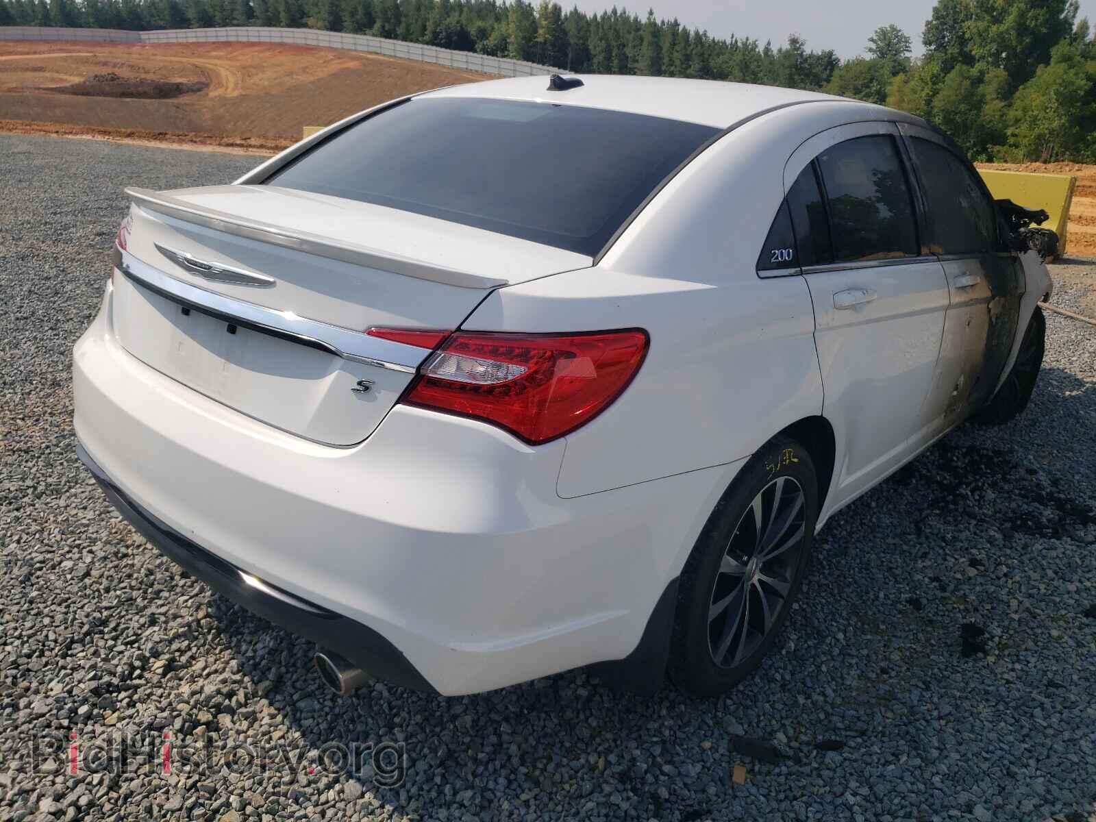 2013 CHRYSLER 200 - VIN: 1C3CCBBB6DN541887 - Фото 4