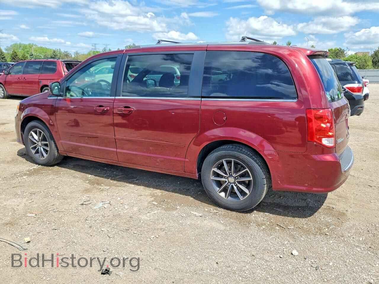 2017 DODGE CARAVAN - VIN: 2C4RDGCG3HR814092 - Photo 2