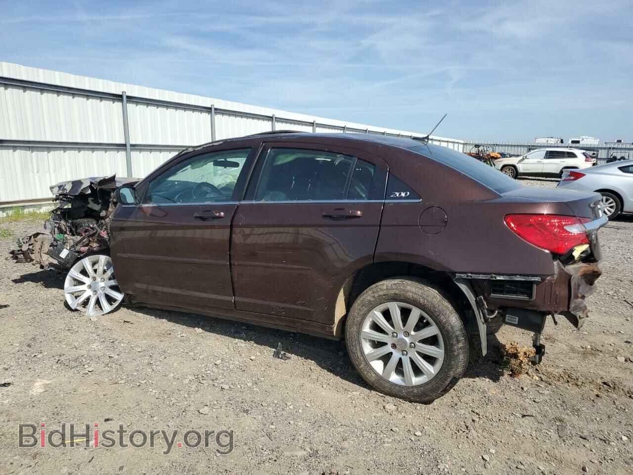2013 CHRYSLER 200 - VIN: 1C3CCBBB5DN666282 - Фото 2