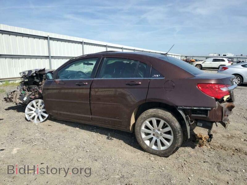 2013 Chrysler 200 (VIN 1C3CCBBB5DN666282) — photo 2 of 15