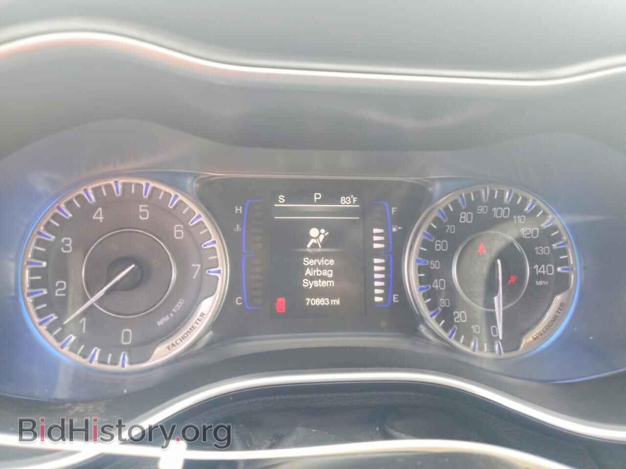 2015 CHRYSLER 200 - VIN: 1C3CCCAB1FN553889 - Фото 9
