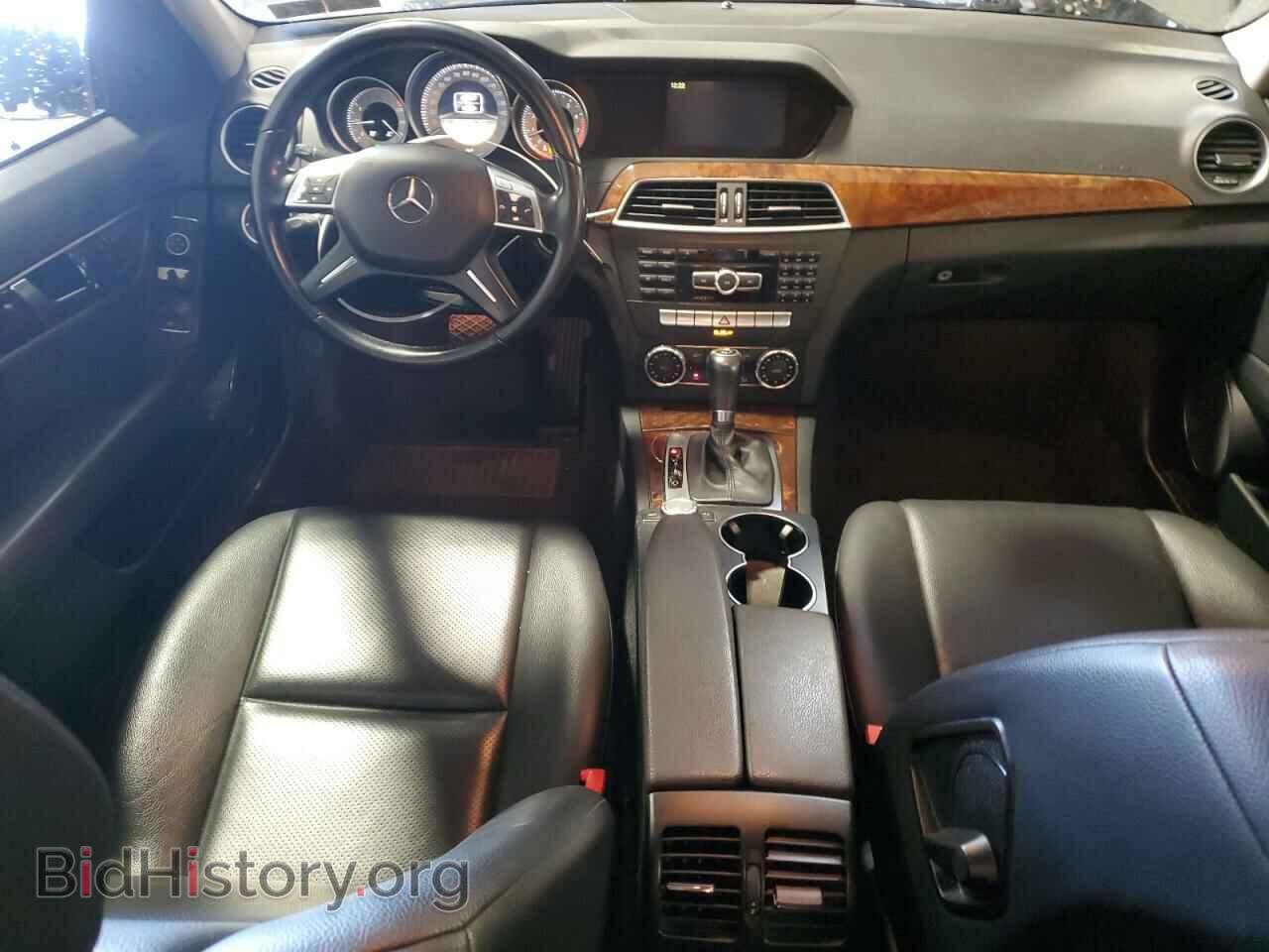 2012 MERCEDES-BENZ C-CLASS - VIN: WDDGF8BB1CA647084 - Фото 8