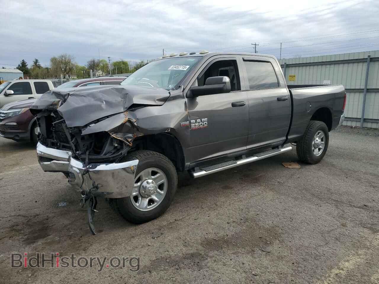 Photo 3C6UR5CJ9GG106906 - RAM All Models 2016