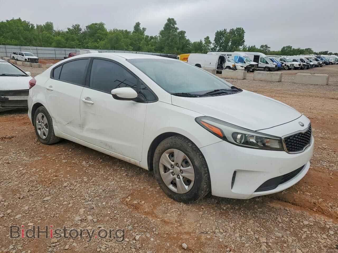 2017 KIA FORTE - VIN: 3KPFK4A77HE077331 - Фото 4