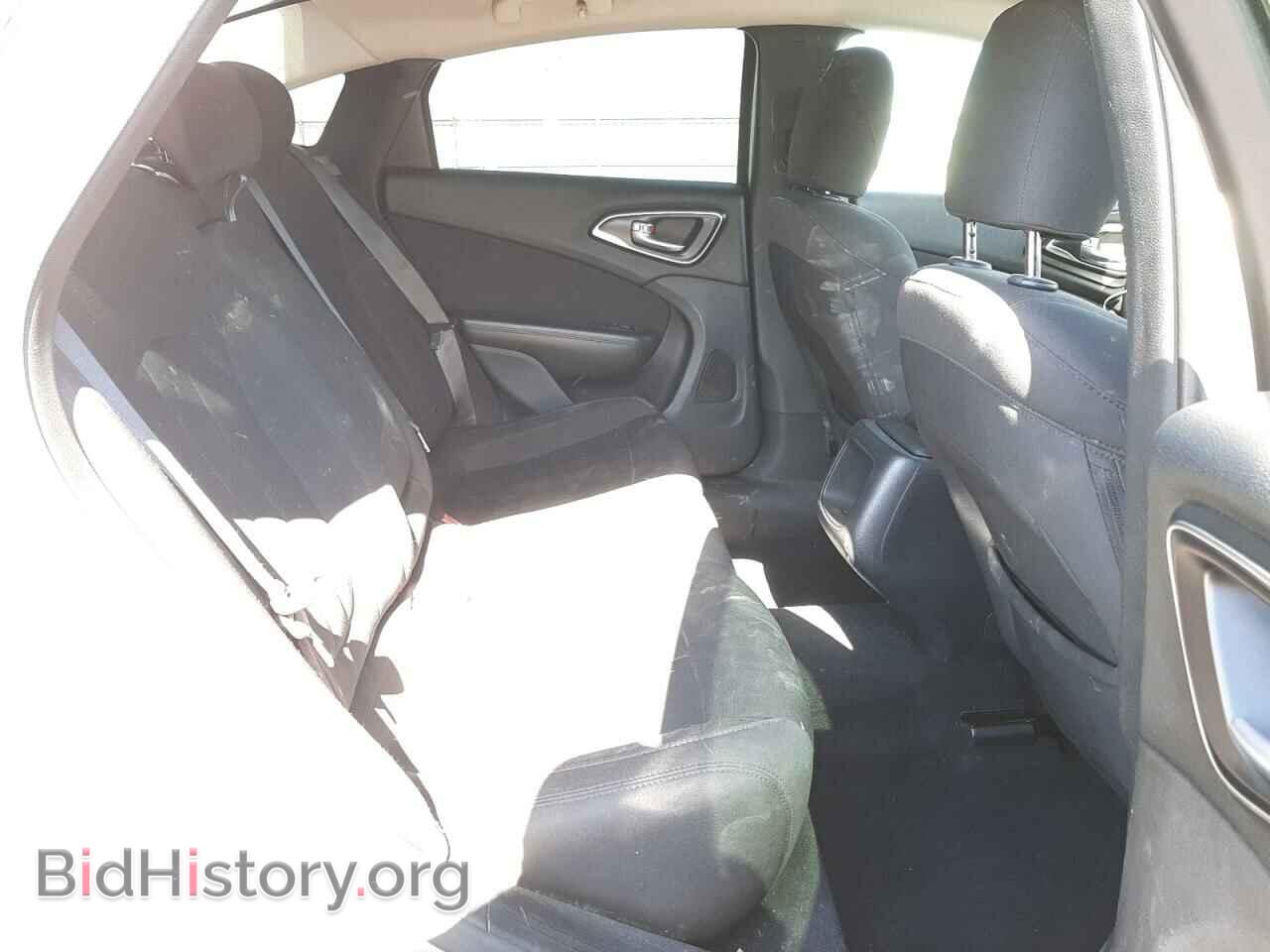 2016 CHRYSLER 200 - VIN: 1C3CCCAB7GN150470 - Фото 6