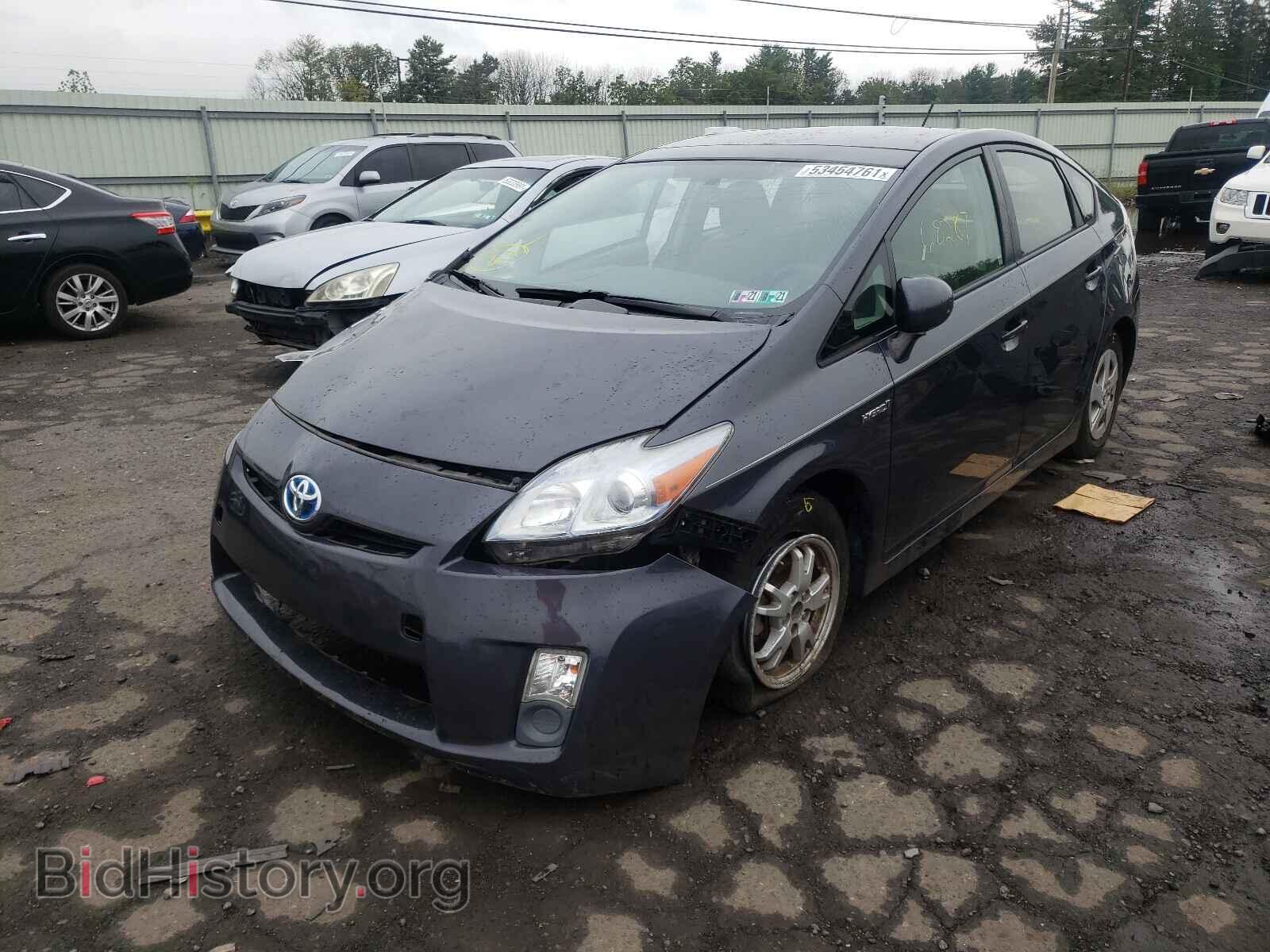 2011 TOYOTA PRIUS - VIN: JTDKN3DU0B1403949 - Фото 2
