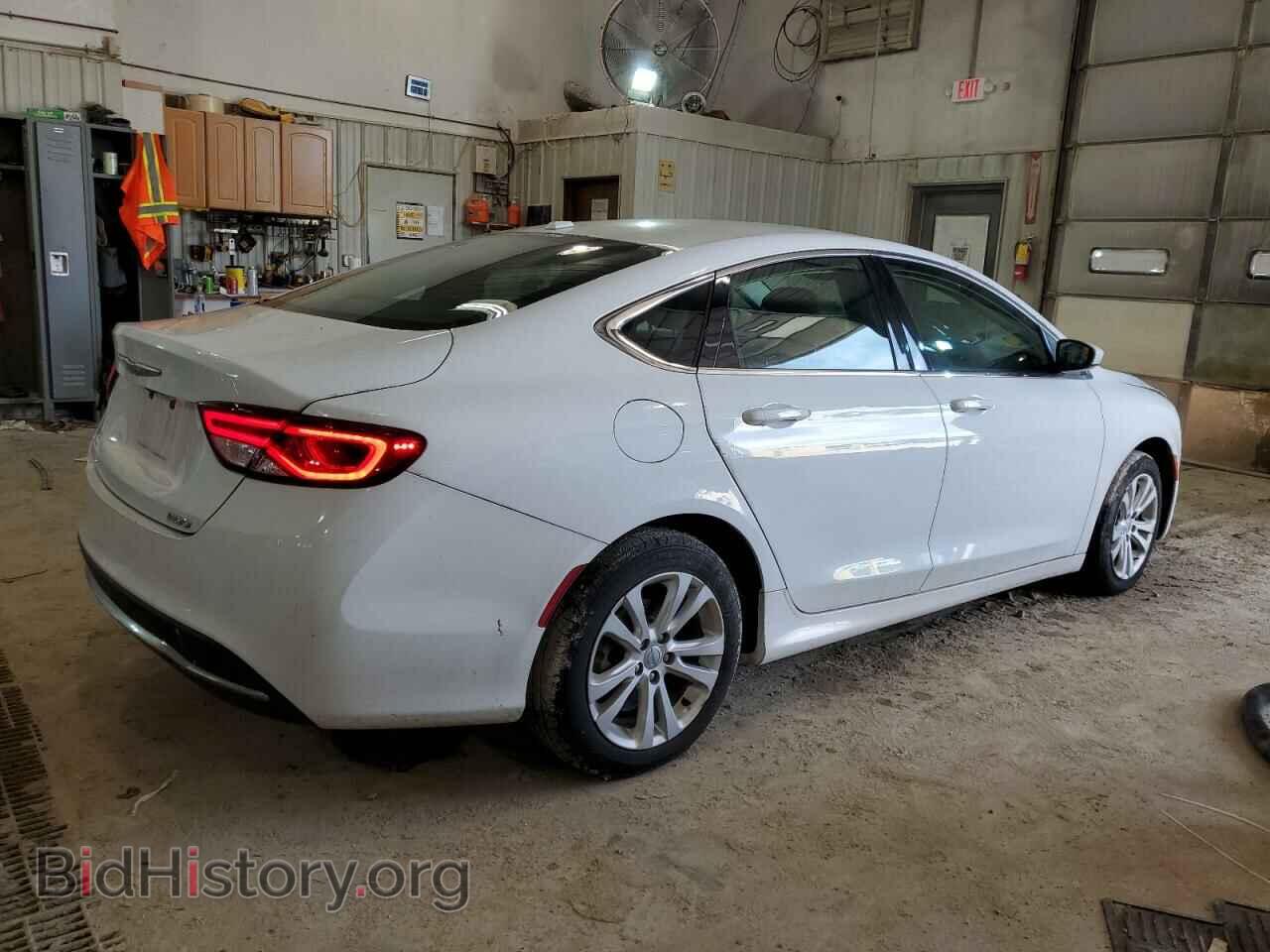 2015 CHRYSLER 200 - VIN: 1C3CCCAB8FN538077 - Фото 3