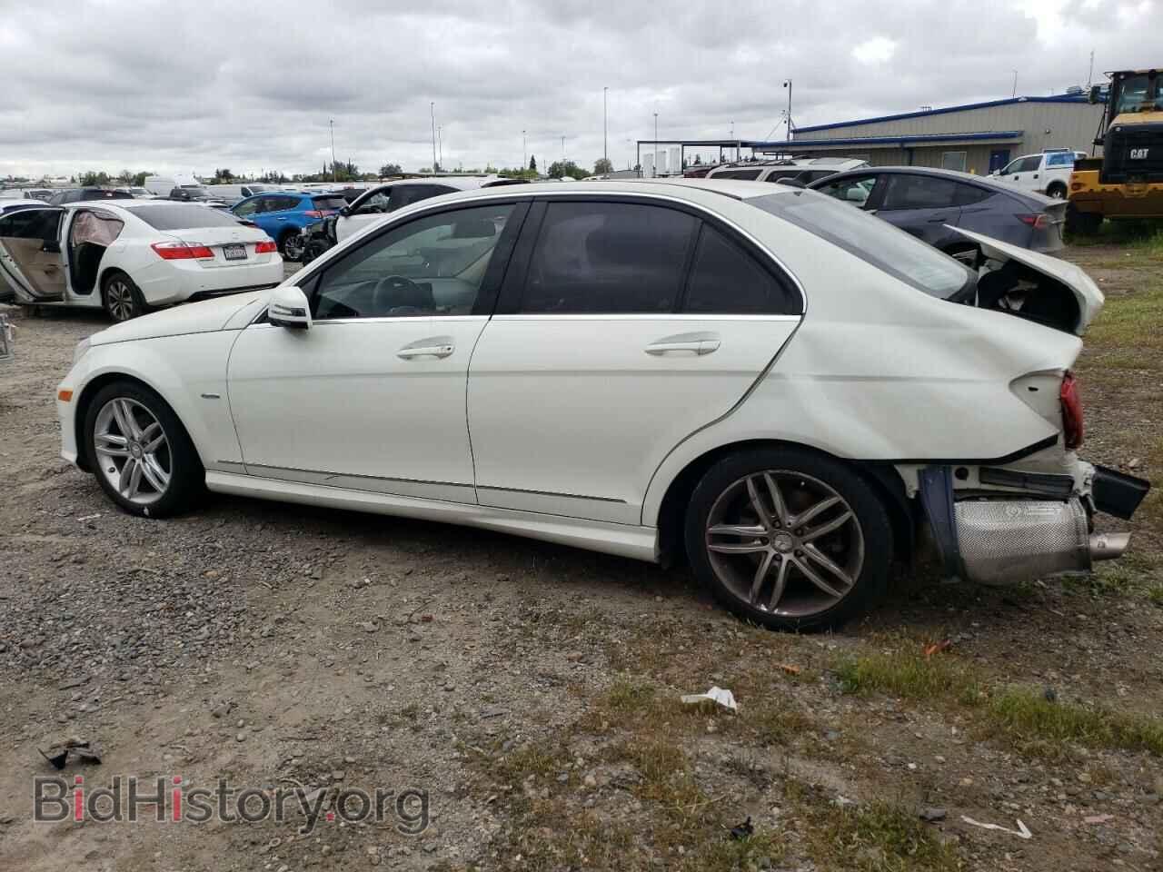 2012 MERCEDES-BENZ C-CLASS - VIN: WDDGF4HB3CR199187 - Фото 2