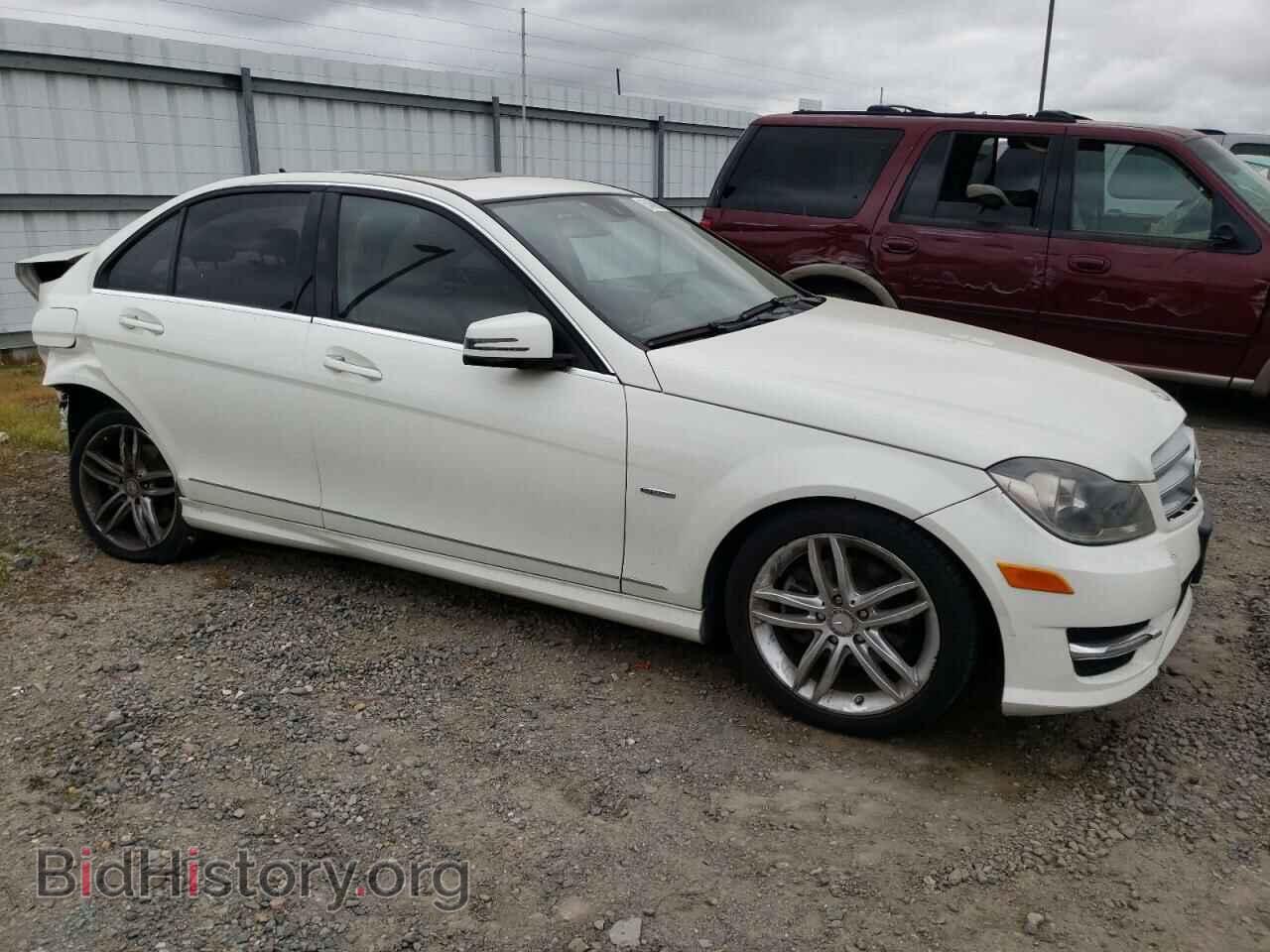 2012 MERCEDES-BENZ C-CLASS - VIN: WDDGF4HB3CR199187 - Фото 4