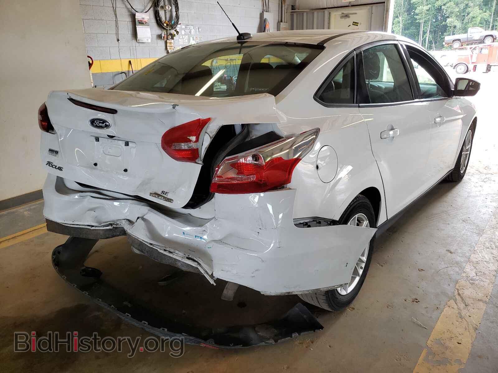 2016 FORD FOCUS - VIN: 1FADP3F2XGL216850 - Фото 4