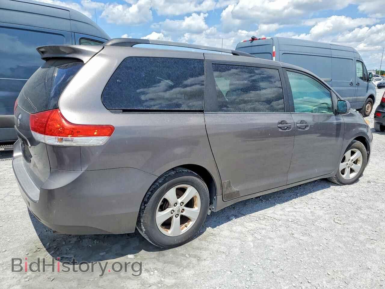 2011 TOYOTA All Models - VIN: 5TDKK3DC8BS133663 - Фото 3