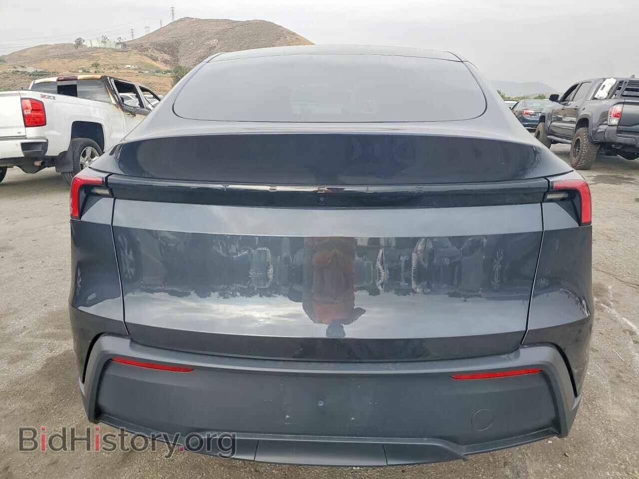 2026 TESLA MODEL Y - VIN: 7SAYGDED8TA601082 - Photo 6