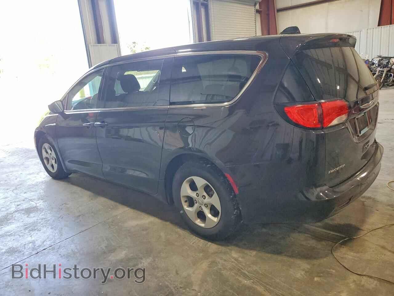 2017 CHRYSLER PACIFICA - VIN: 2C4RC1CG5HR532052 - Фото 2