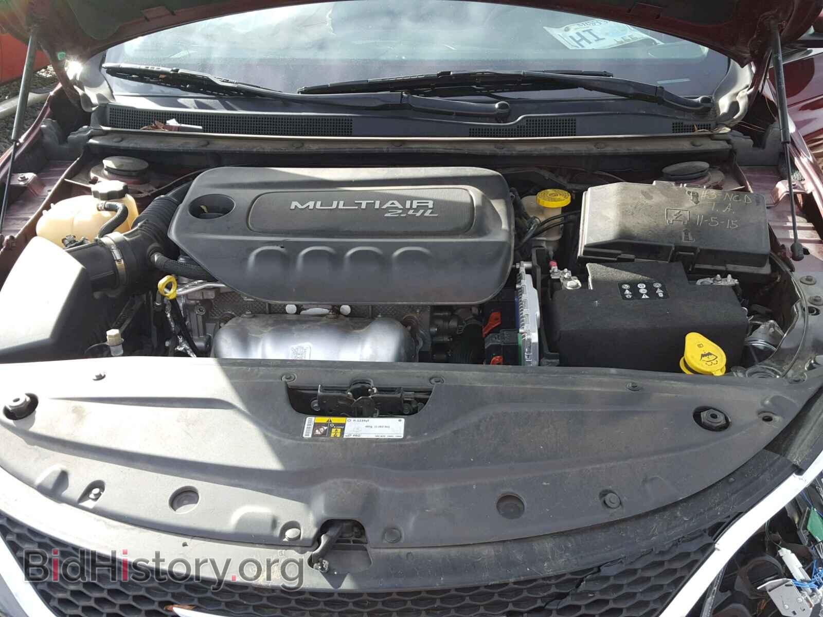 2016 CHRYSLER 200 - VIN: 1C3CCCABXGN143142 - Photo 7