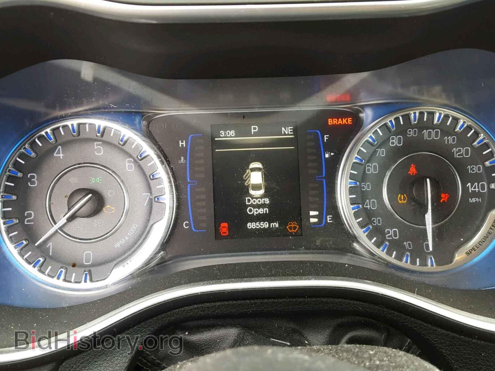 2016 CHRYSLER 200 - VIN: 1C3CCCABXGN143142 - Photo 8