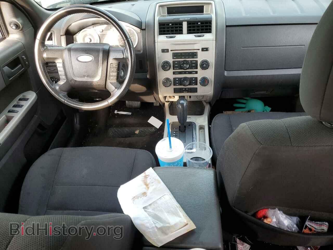 2010 FORD ESCAPE - VIN: 1FMCU0D73AKB19381 - Фото 8