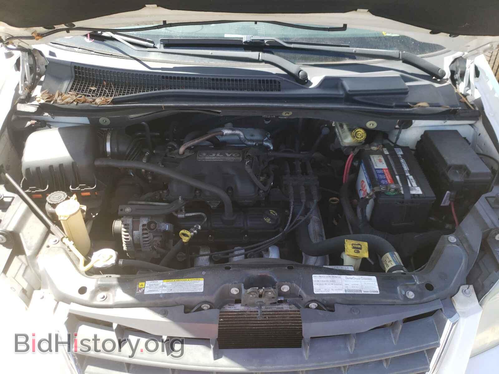 2008 CHRYSLER MINIVAN - VIN: 2A8HR44H98R838327 - Фото 7