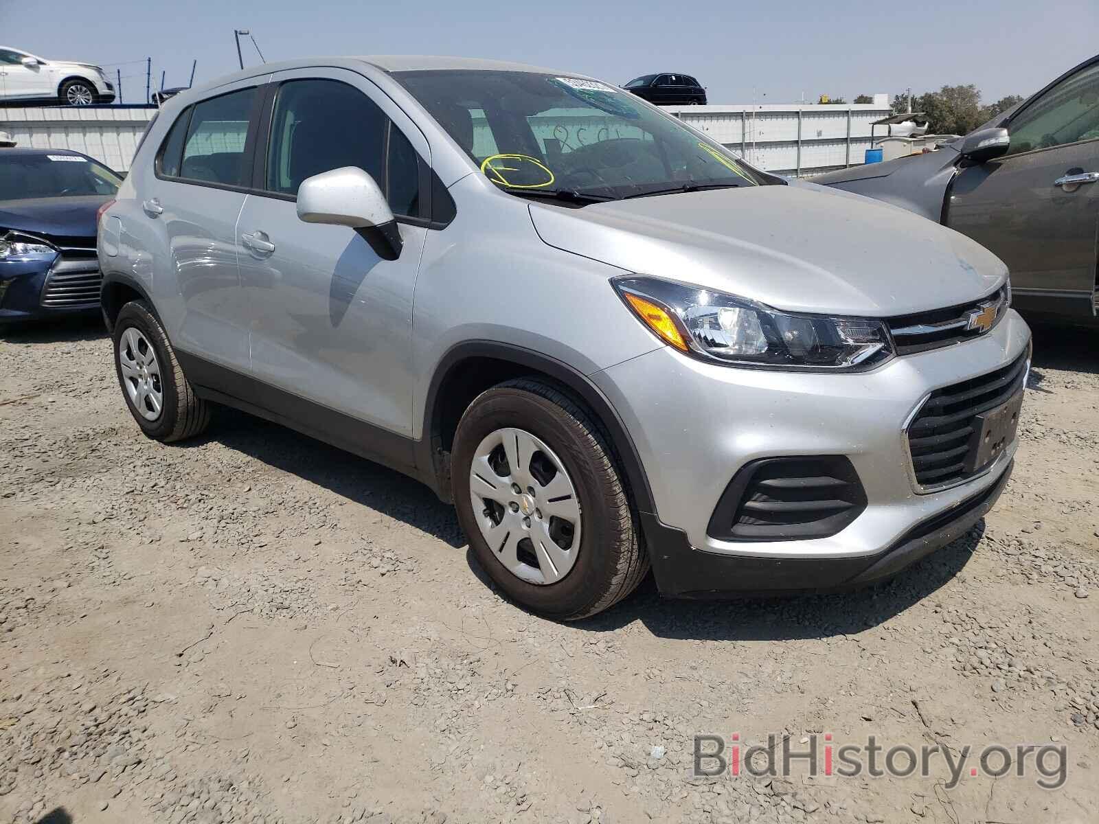 Photo KL7CJKSB5JB573547 - CHEVROLET TRAX 2018