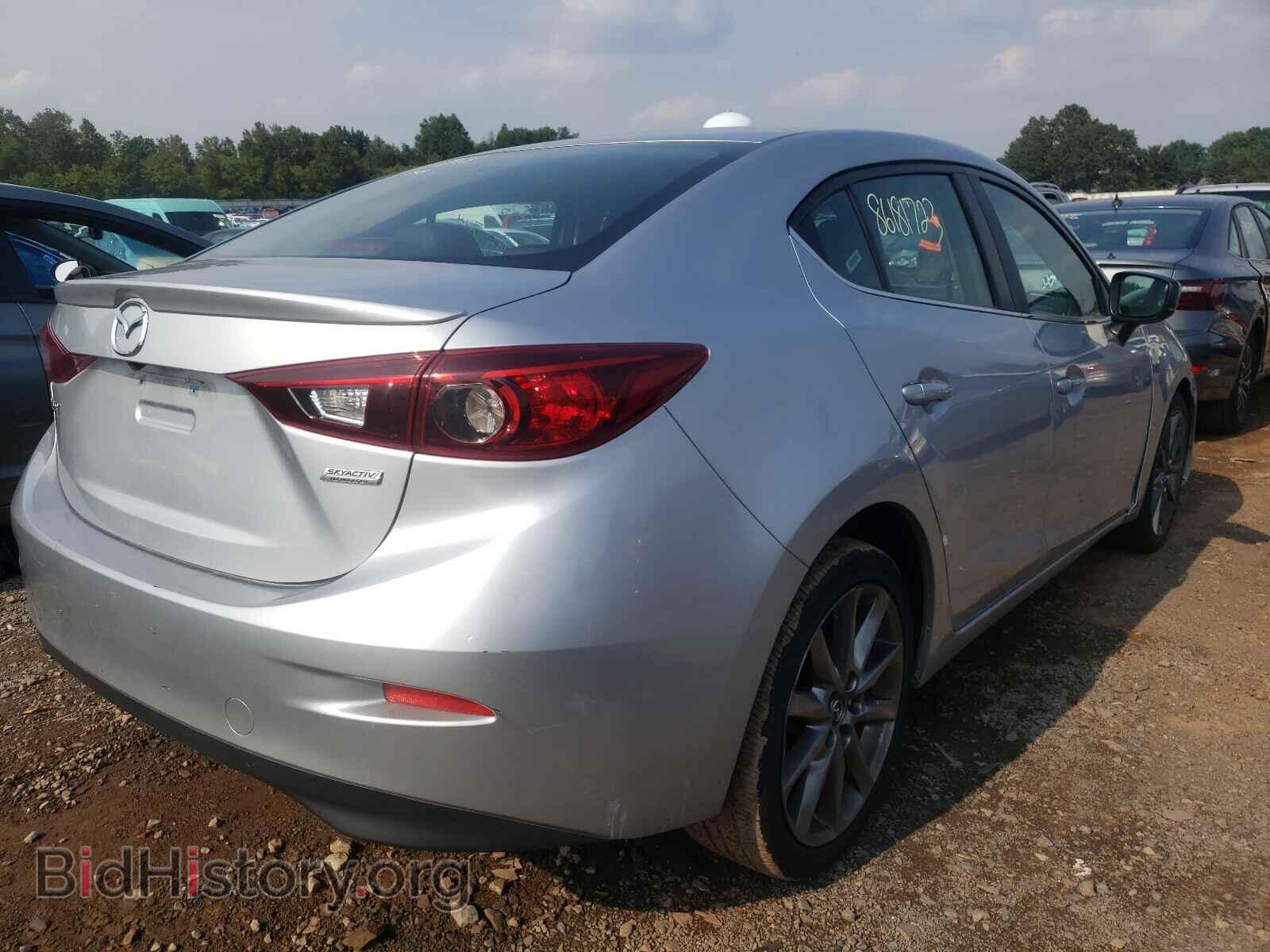 2018 MAZDA 3 - VIN: 3MZBN1V38JM208450 - Фото 4