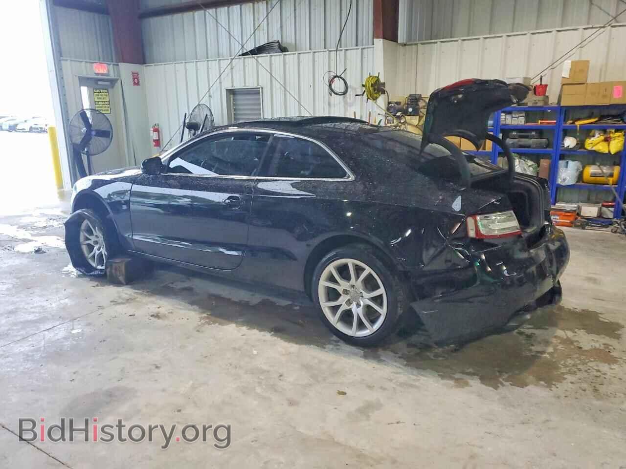 2010 AUDI A5 - VIN: WAUCFAFR1AA044427 - Фото 2
