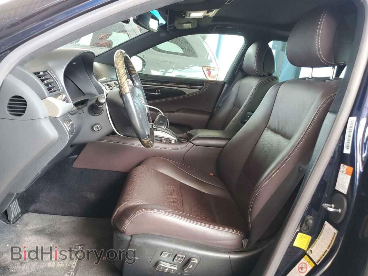 2017 LEXUS LS460 - VIN: JTHBL5EF7H5145429 - Photo 7
