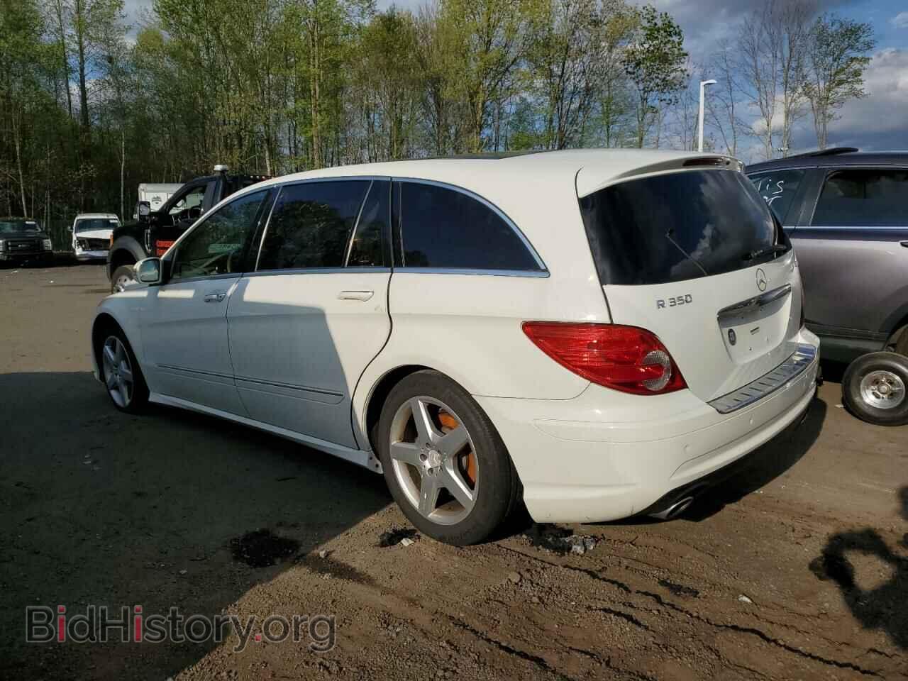 2010 MERCEDES-BENZ R-CLASS - VIN: 4JGCB6FE4AA109839 - Фото 2
