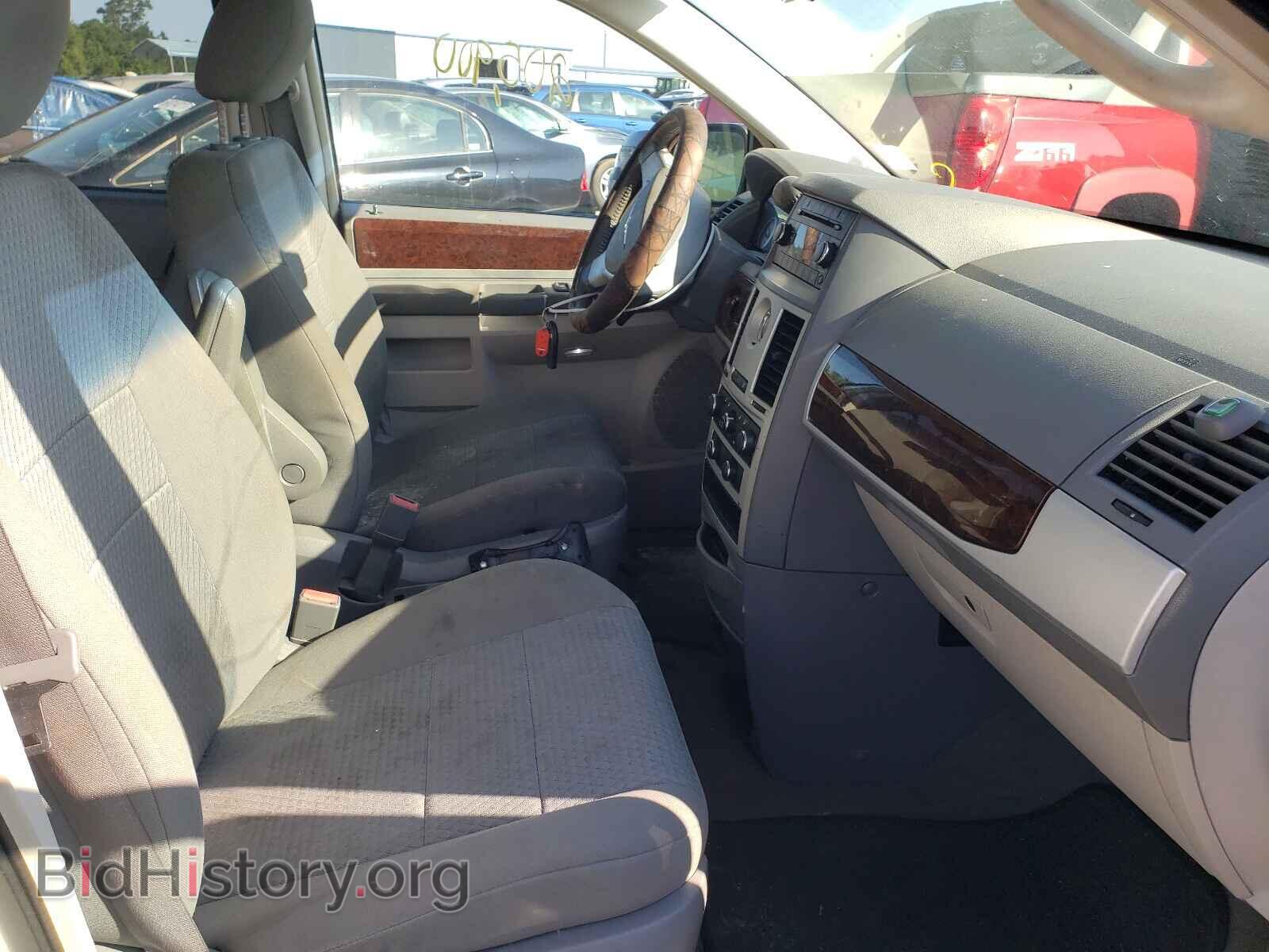 2010 CHRYSLER MINIVAN - VIN: 2A4RR5D1XAR131922 - Фото 5