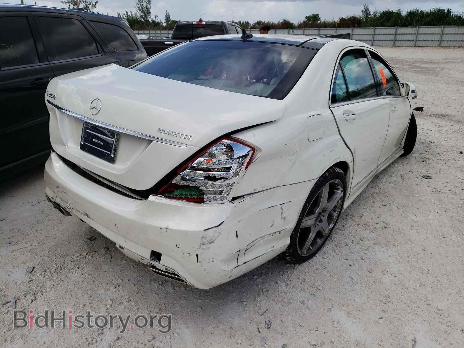 2012 MERCEDES-BENZ S-CLASS - VIN: WDDNG8DB0CA470996 - Фото 4
