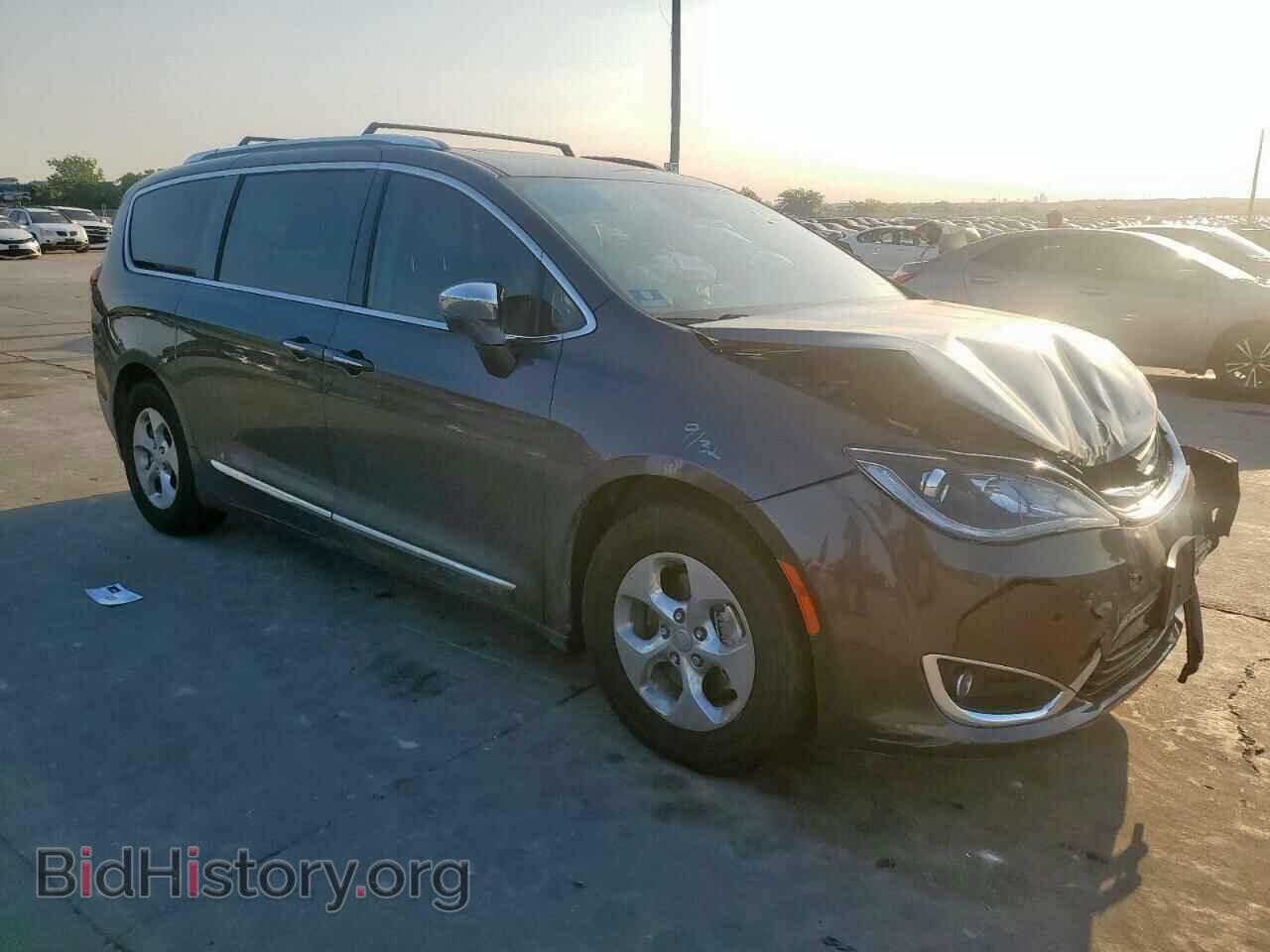 2018 CHRYSLER PACIFICA - VIN: 2C4RC1N77JR248344 - Фото 4