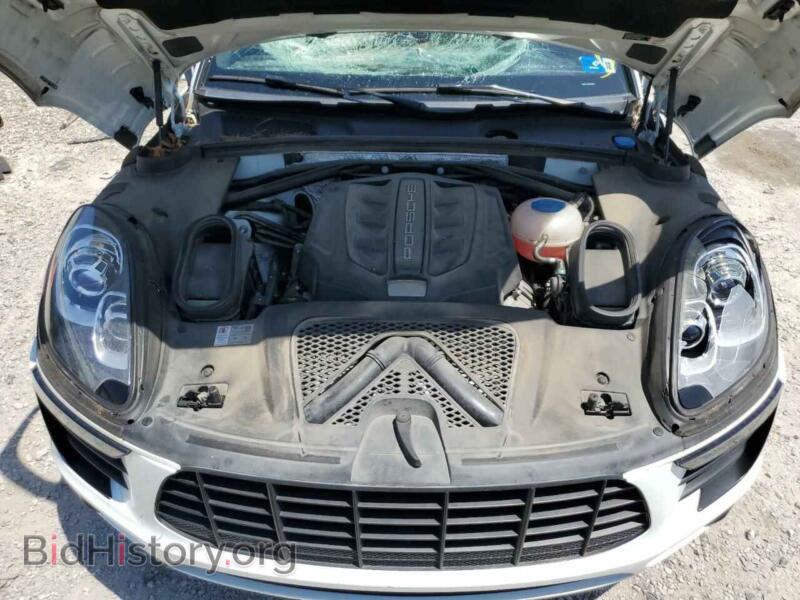 2016 Porsche MACAN (VIN WP1AB2A55GLB55185) — фото 7 из 10