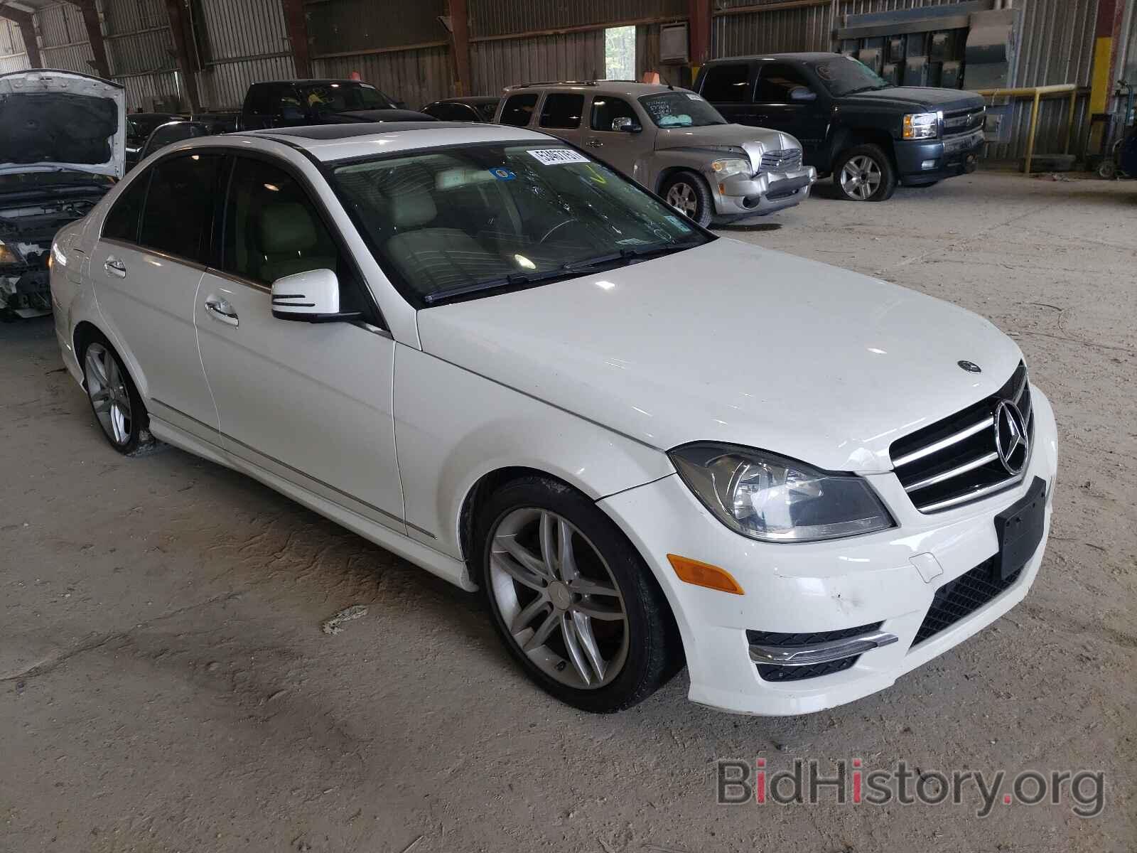 Photo WDDGF4HB7EA936036 - MERCEDES-BENZ C-CLASS 2014