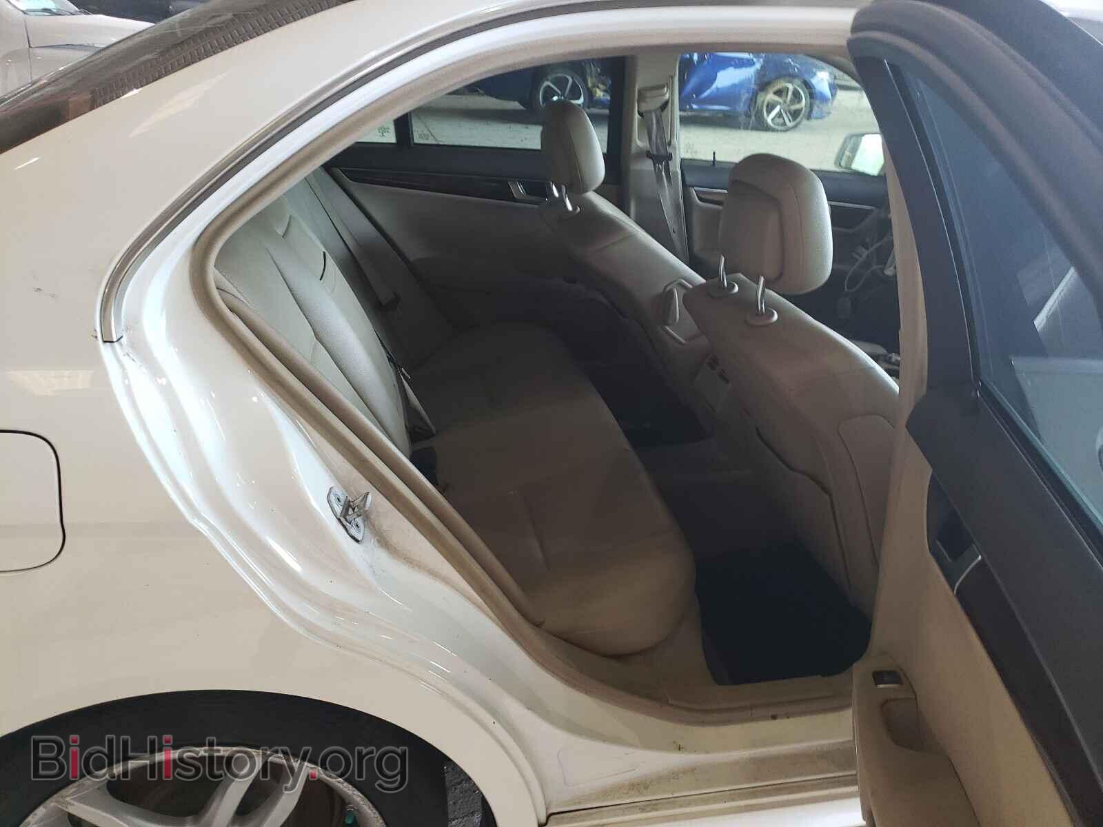 2014 MERCEDES-BENZ C-CLASS - VIN: WDDGF4HB7EA936036 - Фото 6